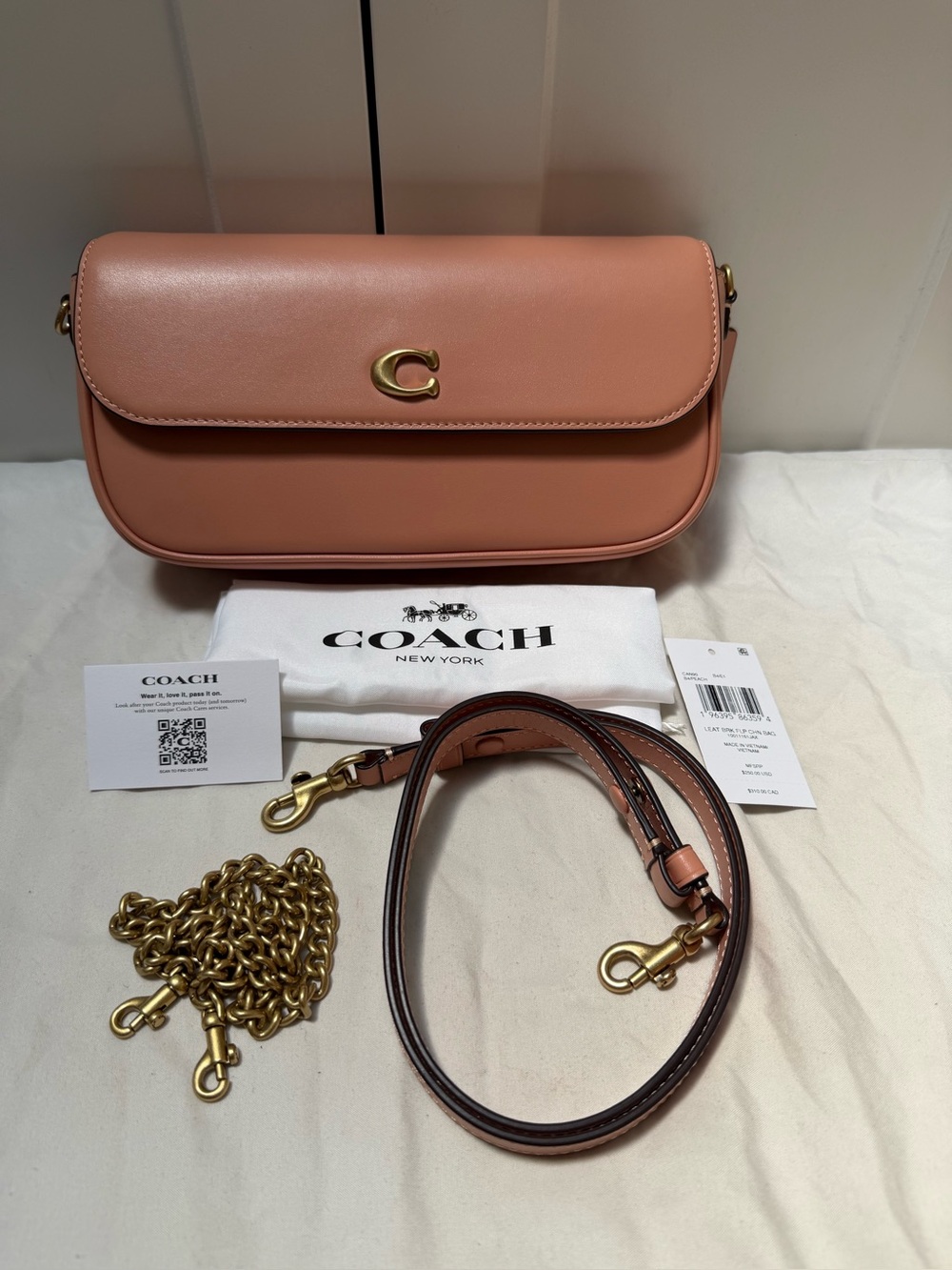 Coach Brook Flap Chain Bag 
Peach/Brass